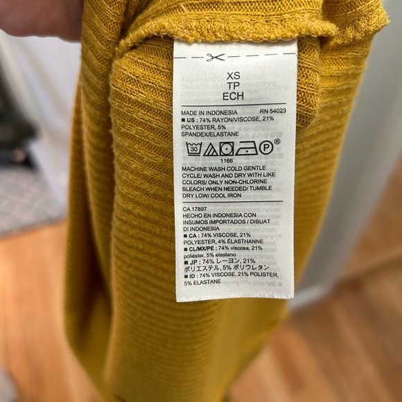 Ribbed mustard long sleeve tee - Picture 4 of 5